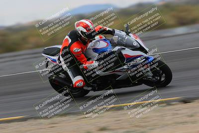 media/Jan-14-2023-SoCal Trackdays (Sat) [[497694156f]]/Turn 11 Inside (950am)/